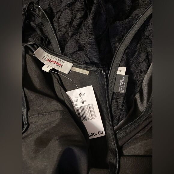 Teri Jon by Rickie Freeman Black Lace Pintuck midi dress size 4 - Picture 11 of 11